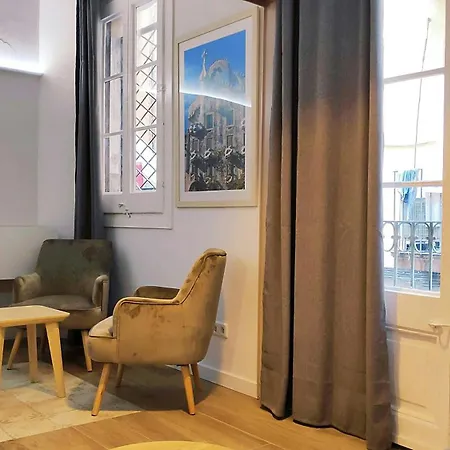 Sant Antoni 3 - Downtown Barcelona. Modern Barcelona