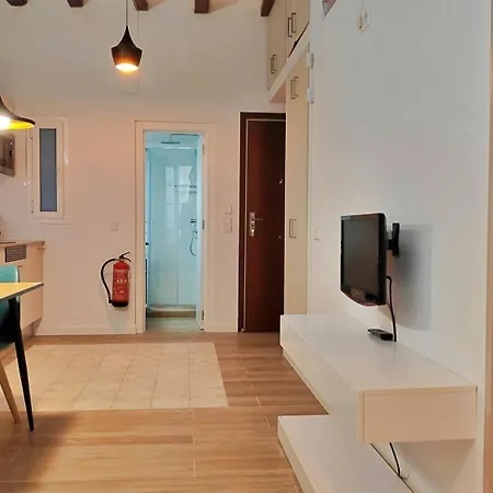 Апартаменты Sant Antoni 3 - Downtown Barcelona. Modern *