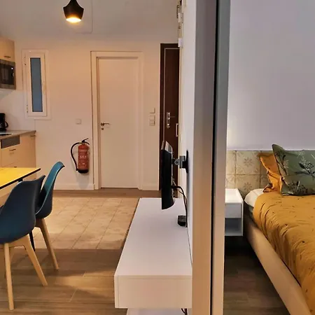 Sant Antoni 3 - Downtown Barcelona. Modern Барселона