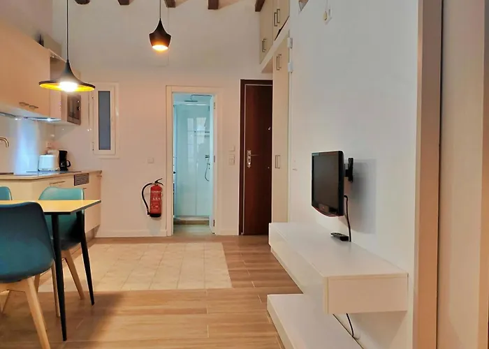 Apartamento S3.mercat Sant Antoni - Location. Metro L2 *